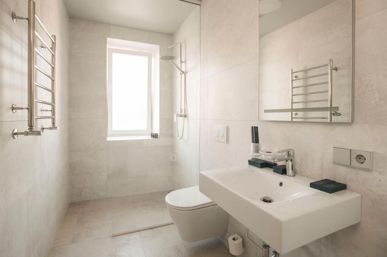 Roze Park Rooms Liepāja Esterno foto
